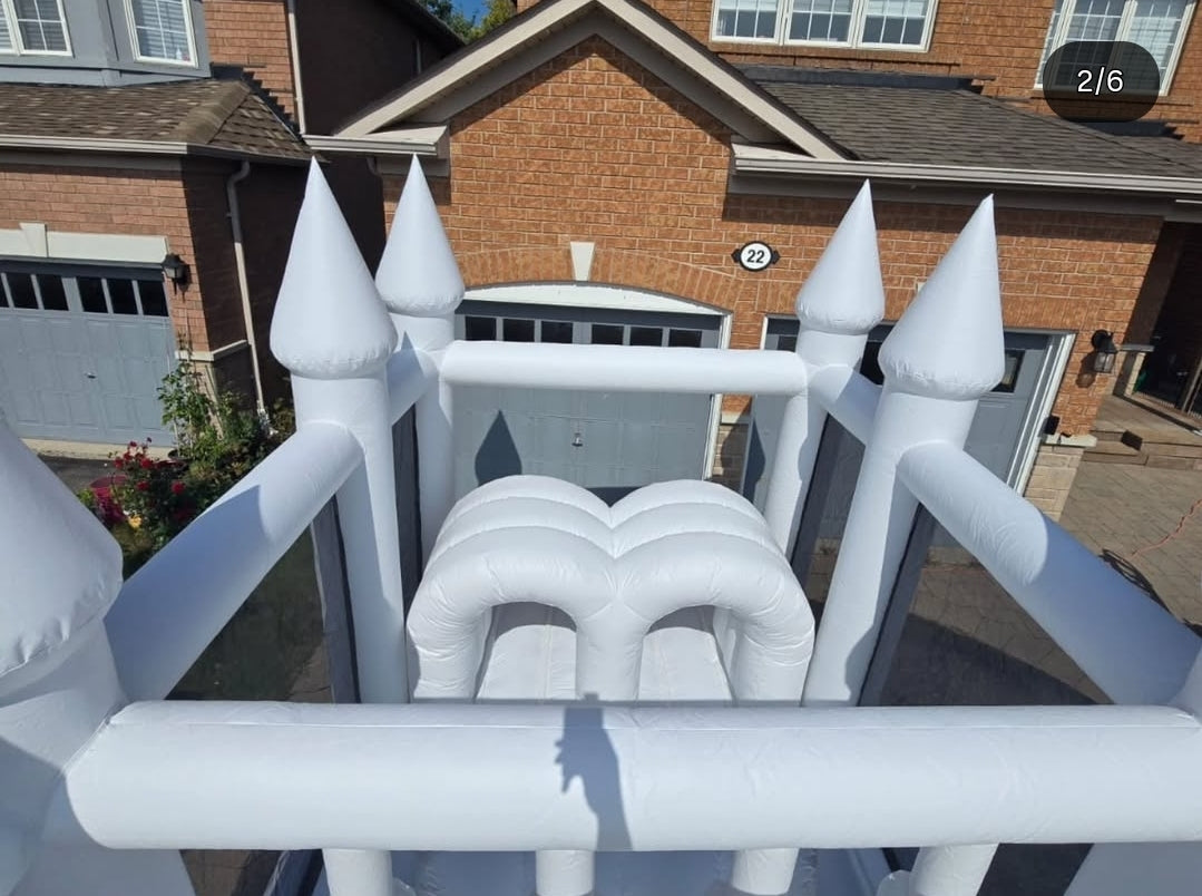 White Obstacle Course + Attached Ballpit and Slide